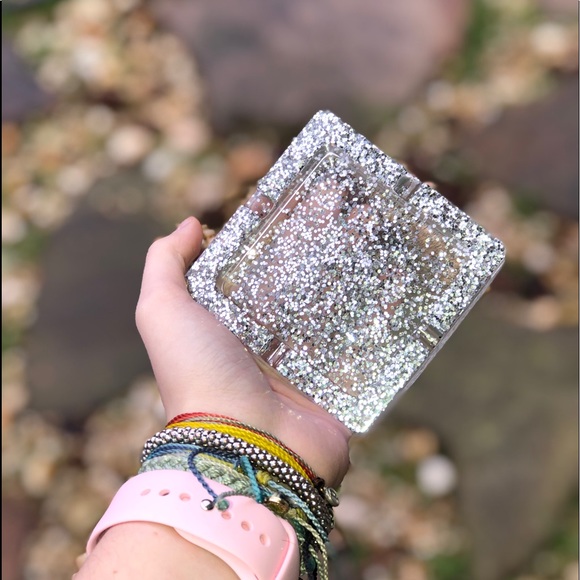 homemade resin ashtrays 🤩🤩 - Picture 1 of 2